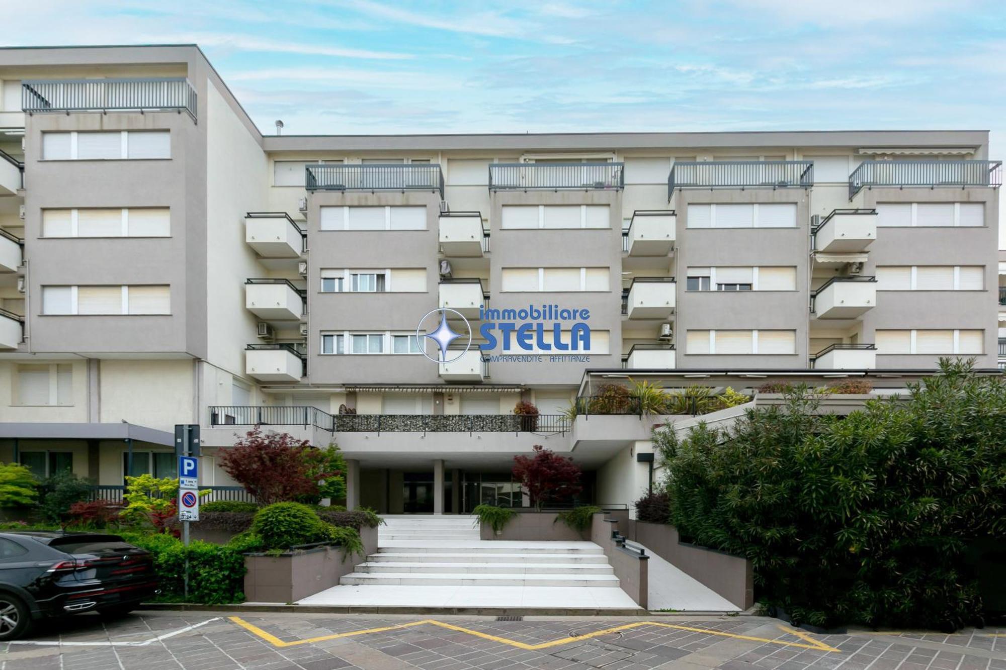 Condomino Marina Marconi Lido di Jesolo Buitenkant foto